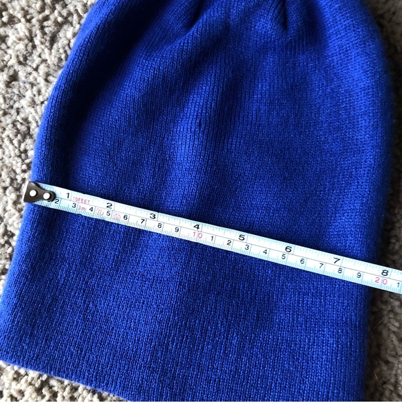Royal blue smiley face beanie - Picture 3 of 6